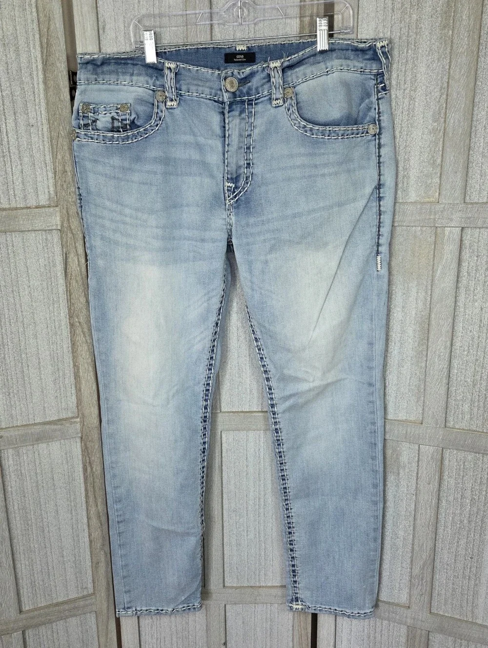 True Religion Geno Relaxed Slim Jeans Mens Size 38 Light Wash Streetwear